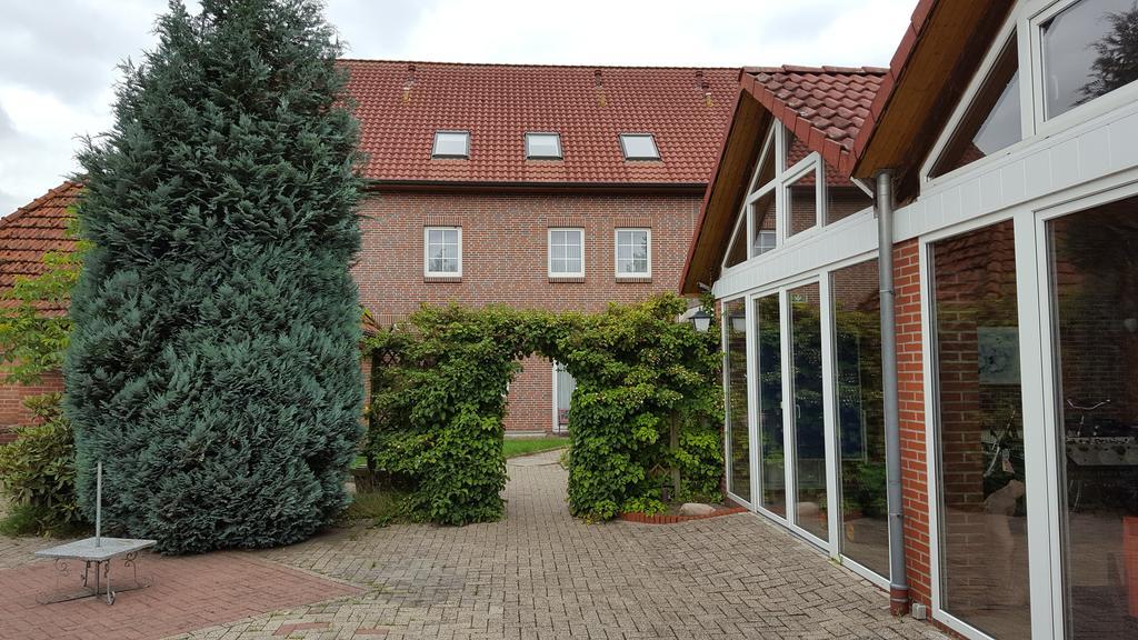 Hotel Zum Gesundbrunnen Bad Zwischenahn Exterior foto